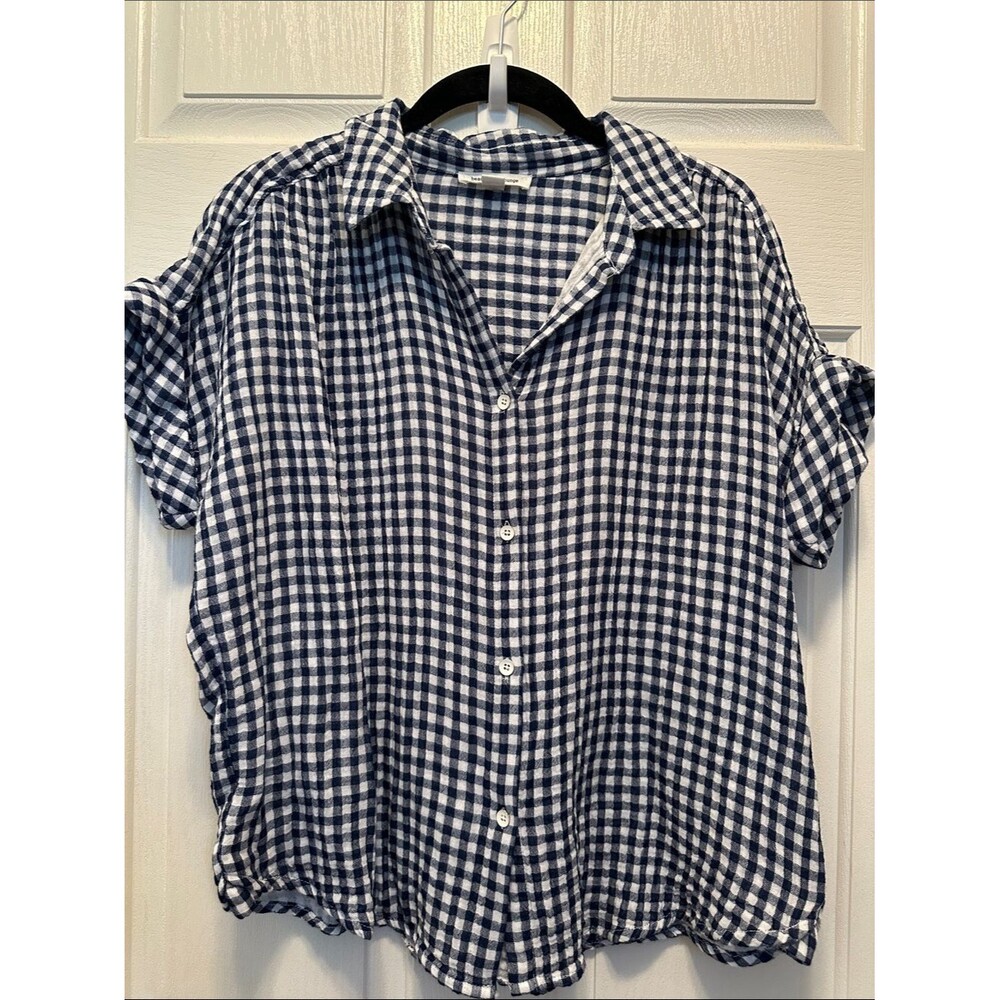 beachlunchlounge Navy & White Gingham Short-Sleeve Button-Down Size Small